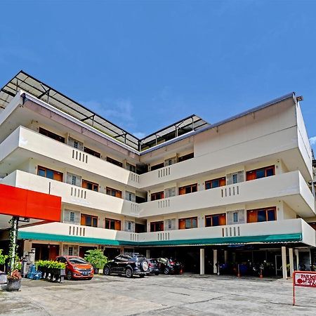 בנדונג Oyo 1699 Verona Residence מראה חיצוני תמונה