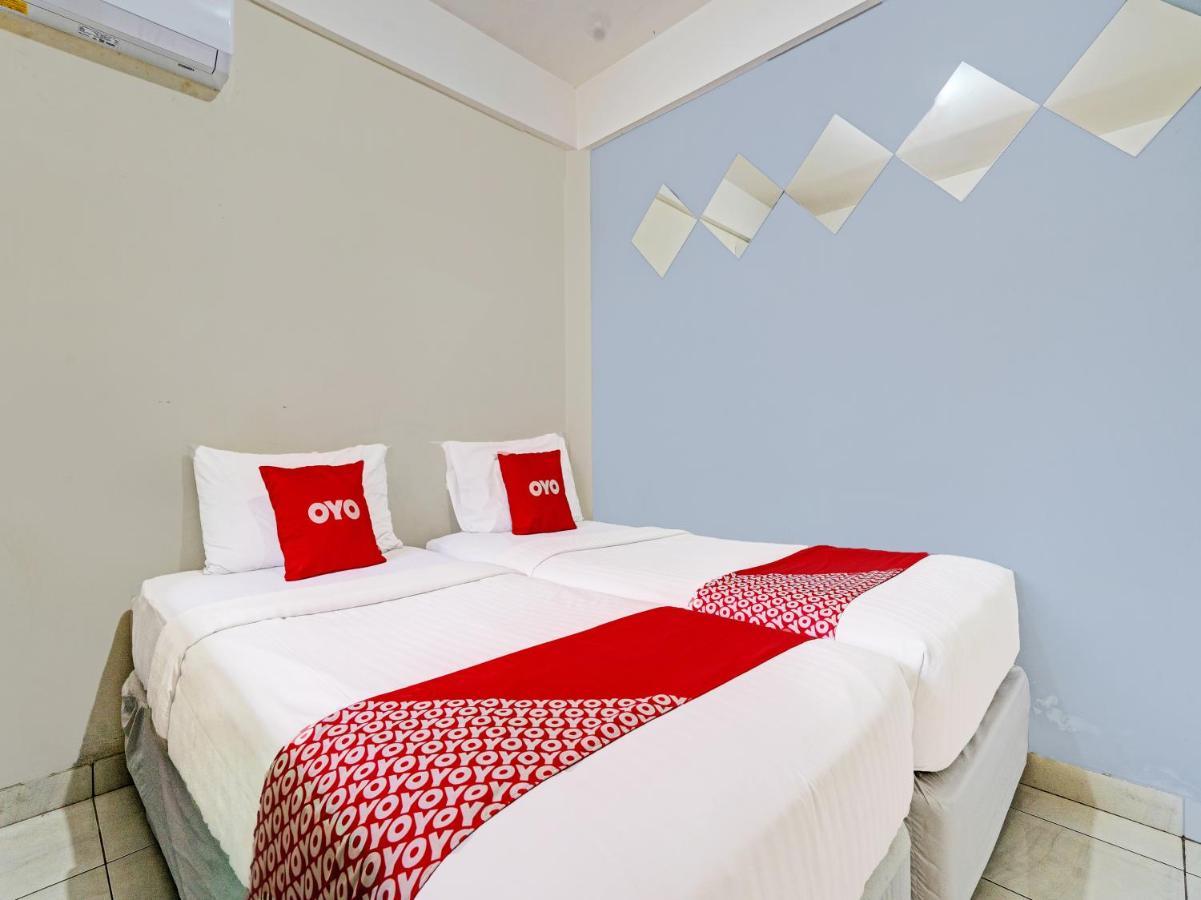בנדונג Oyo 1699 Verona Residence מראה חיצוני תמונה