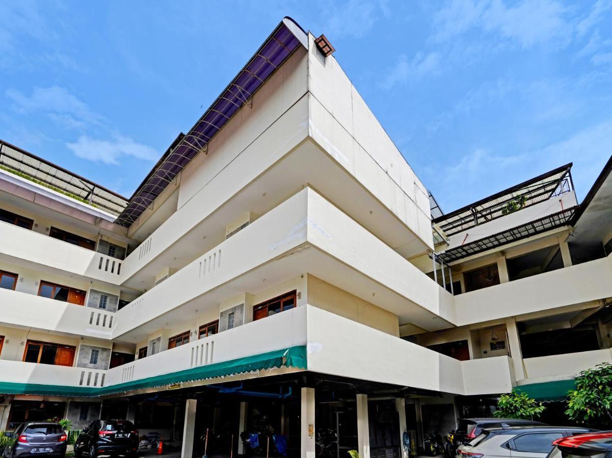 בנדונג Oyo 1699 Verona Residence מראה חיצוני תמונה