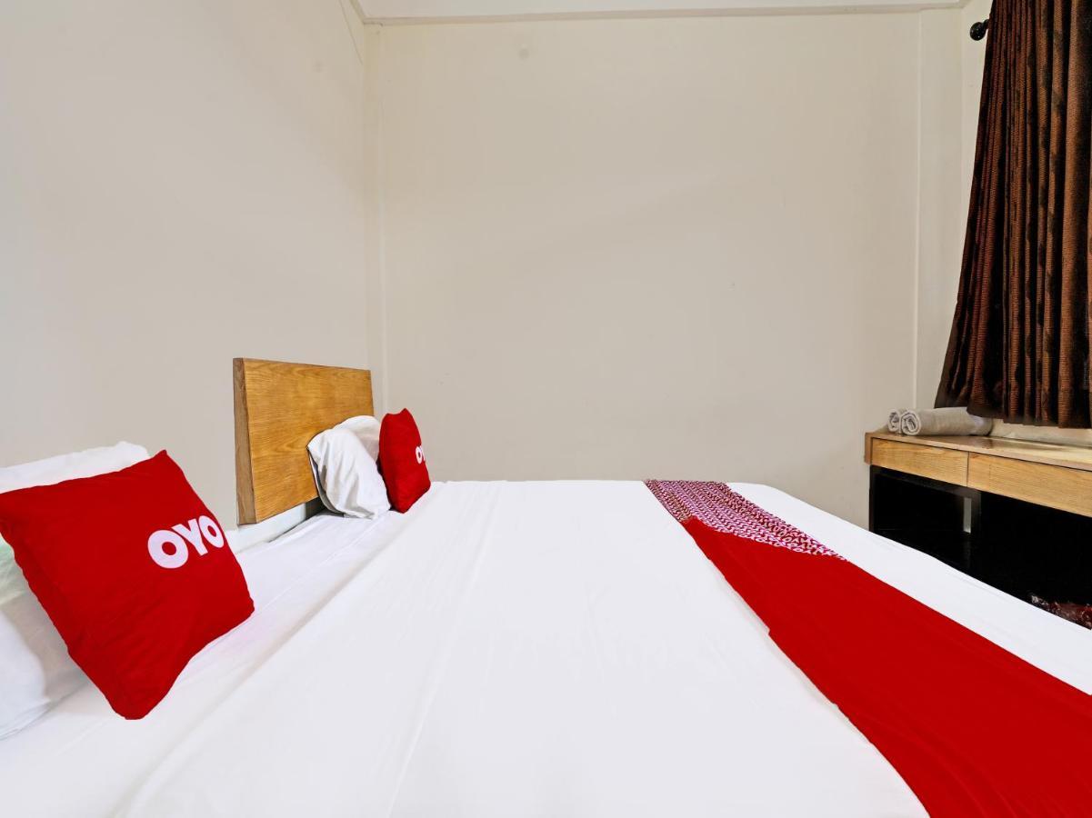 בנדונג Oyo 1699 Verona Residence מראה חיצוני תמונה