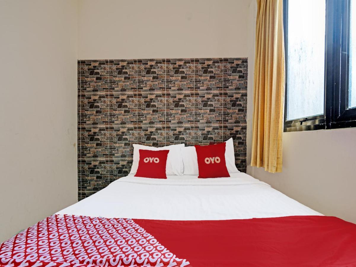 בנדונג Oyo 1699 Verona Residence מראה חיצוני תמונה